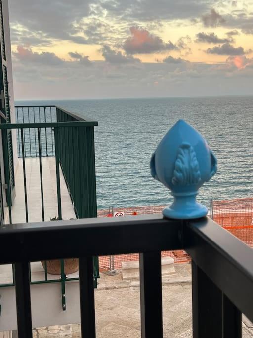 Extravacanza Dipinto Di Blu Polignano a Mare Exterior foto